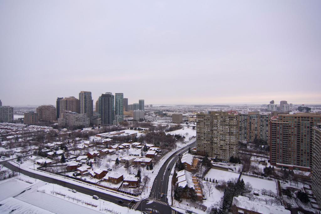 Maplewood Furnished Suites Mississauga Exterior foto