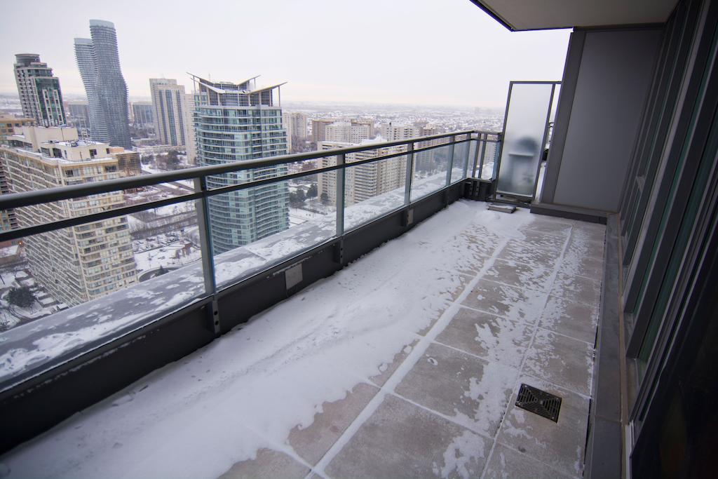 Maplewood Furnished Suites Mississauga Exterior foto